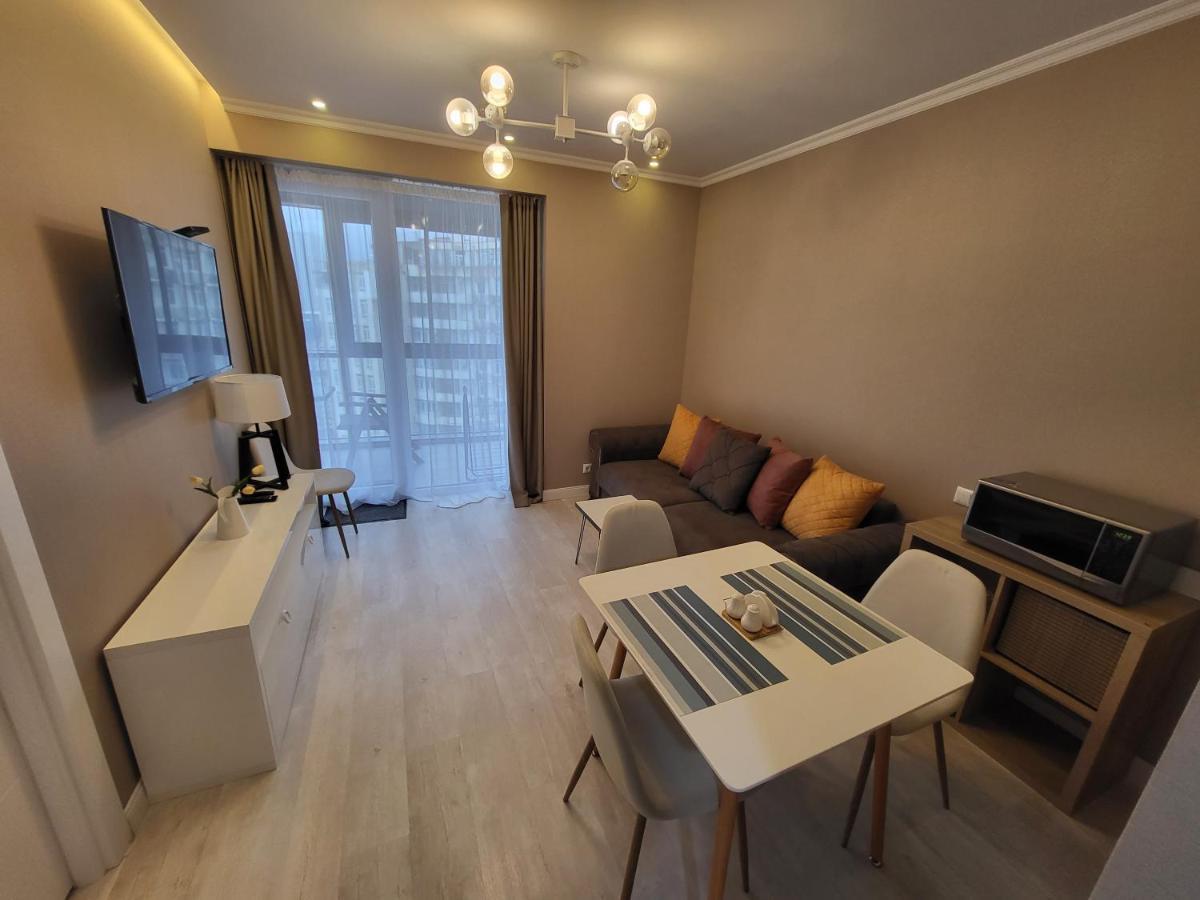 Holiday Apartments Batum Dış mekan fotoğraf